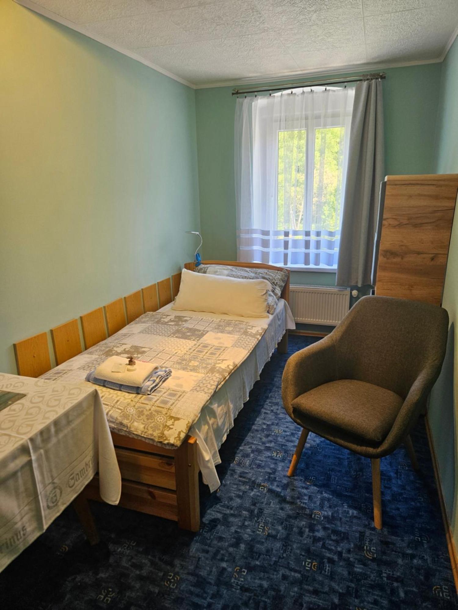 Guest House Pod Lesem Merklin Luaran gambar